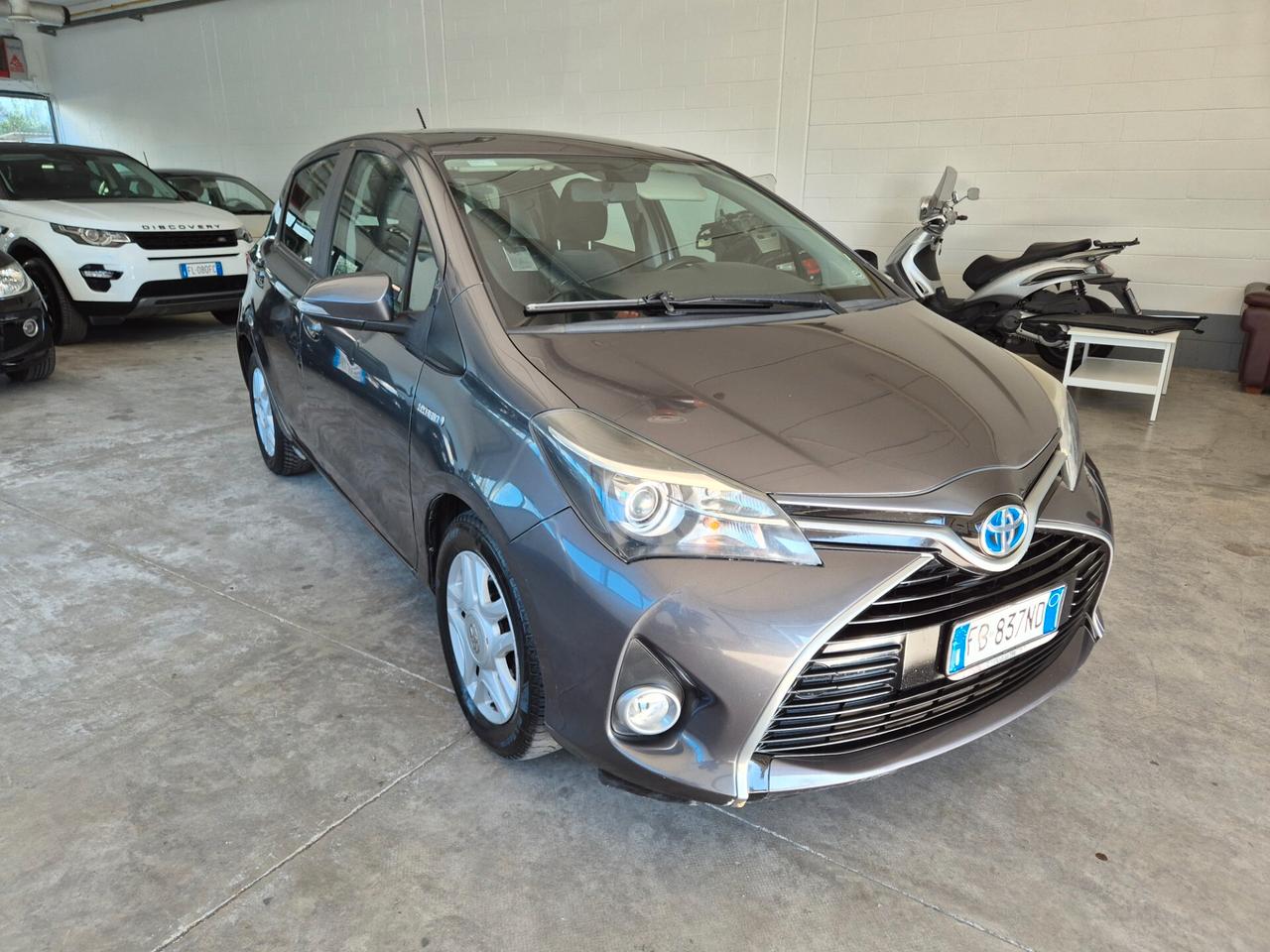 Toyota Yaris 1.5 Hybrid 5 porte Active
