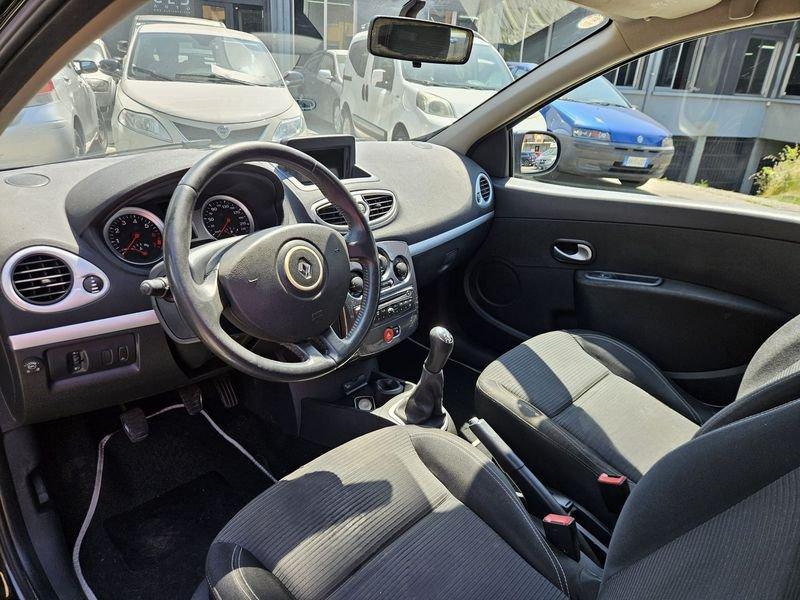 Renault Clio Clio 3p 1.2 16v Dynamique Gpl