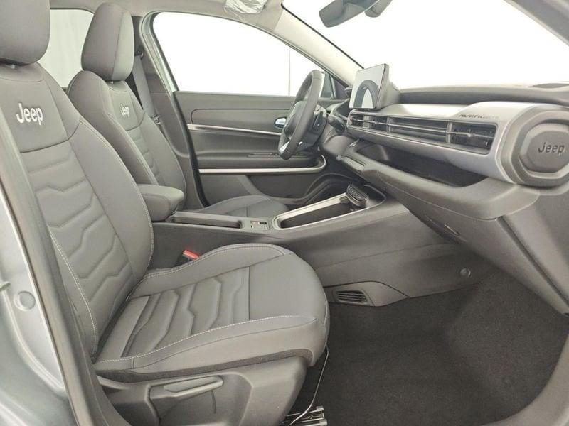 Jeep Avenger 1.2 Turbo MHEV Summit + tetto panorama + Infotainment & Convenience Pack + Leather & Winter Pack