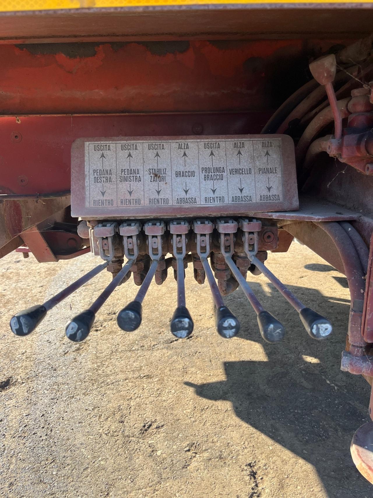 Carroatrezzi FIAT 60 10