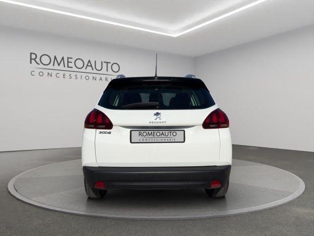 PEUGEOT 2008 1.2 82 cv active