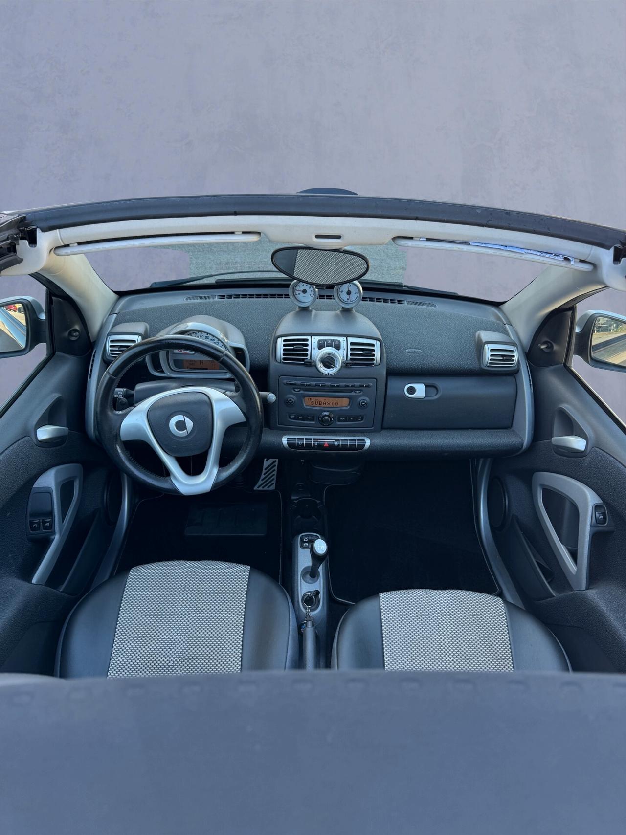 Smart ForTwo 1000 62 kW cabrio pulse