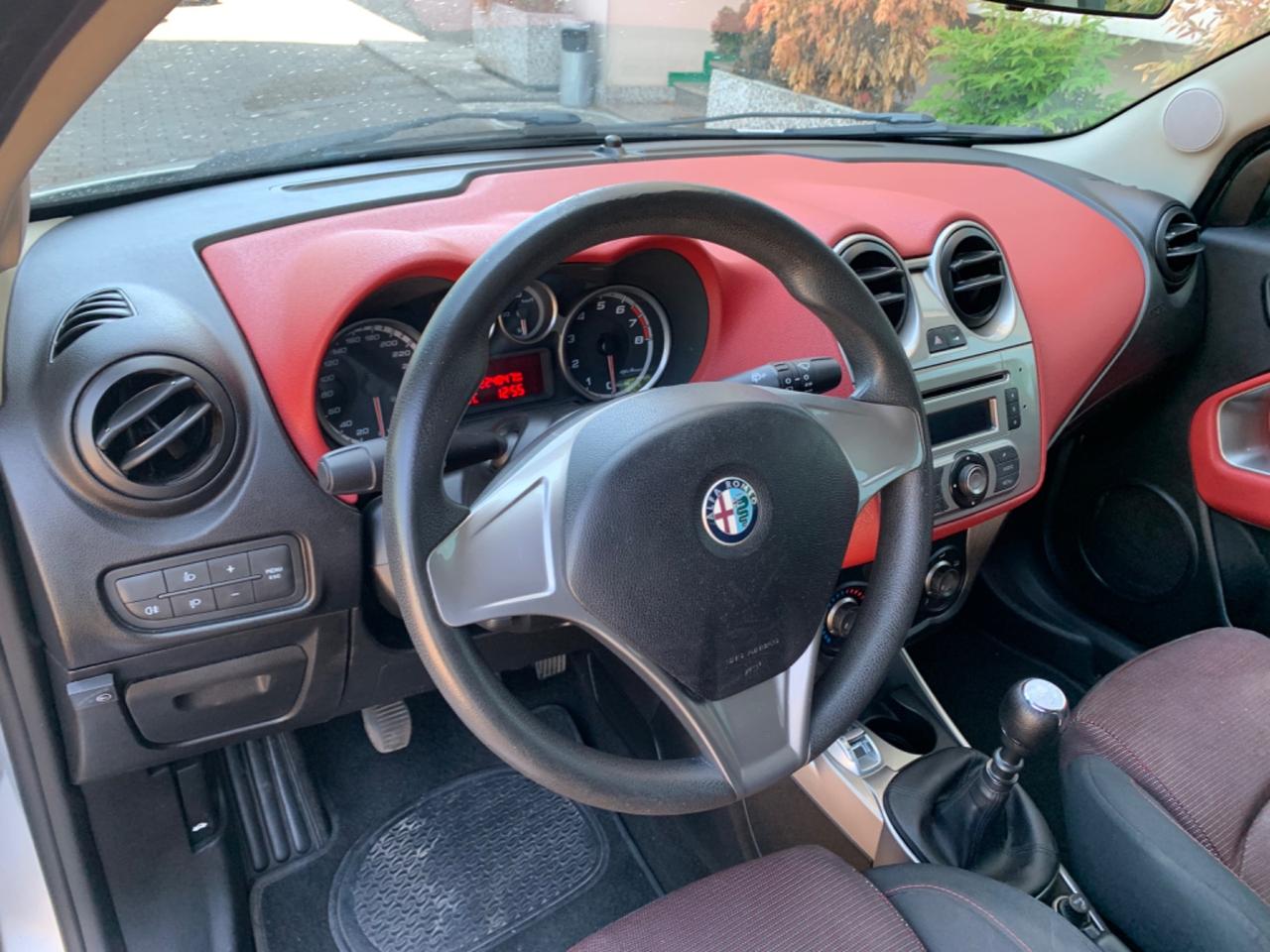 Alfa Romeo MiTo 1.4 78 CV Distinctive Sport Pack