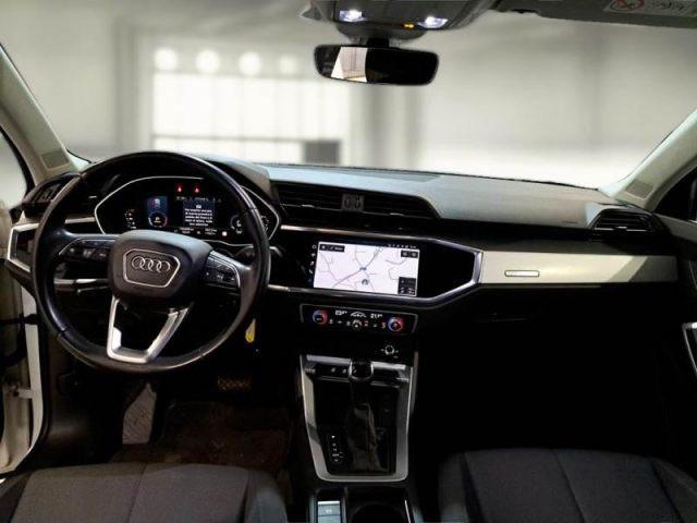 AUDI Q3 35 TDI S tronic Business