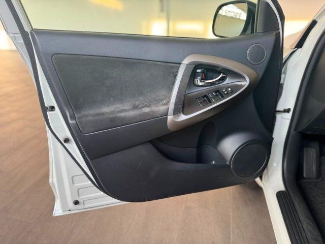 TOYOTA RAV 4 RAV4 Crossover 2.2 D-Cat 177 CV Executive GANCIO T