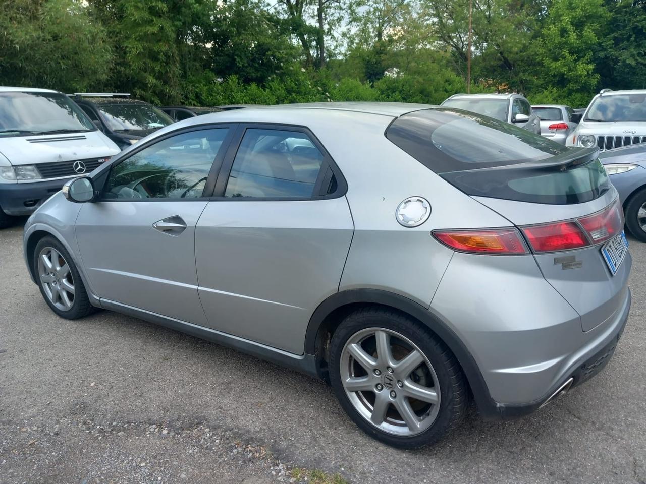 Honda Civic 1.8 i-VTEC 5p. Excl.LH i-P i-Sh LE
