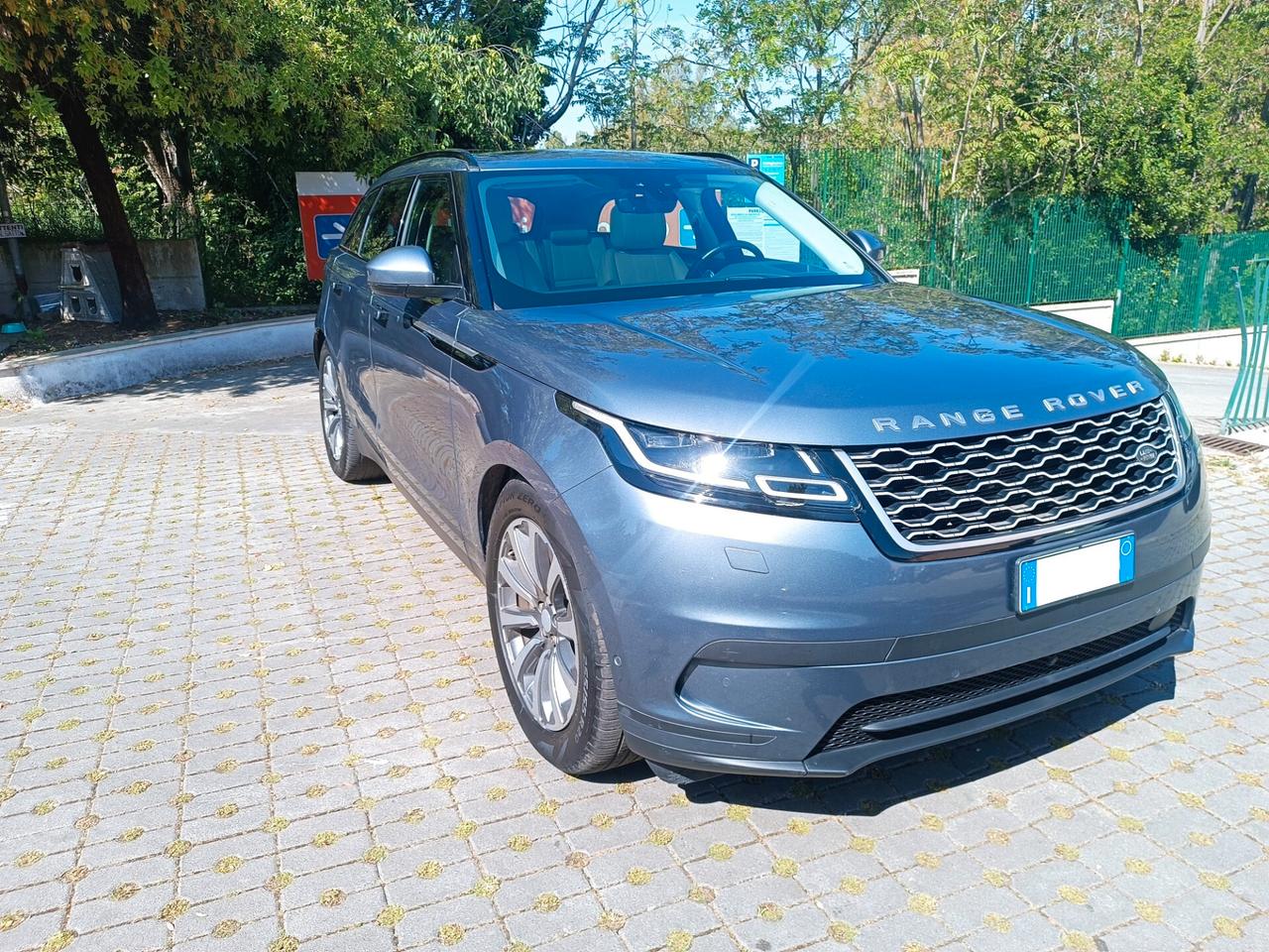 Land Rover Range Velar 2.0D I4 240 CV SE