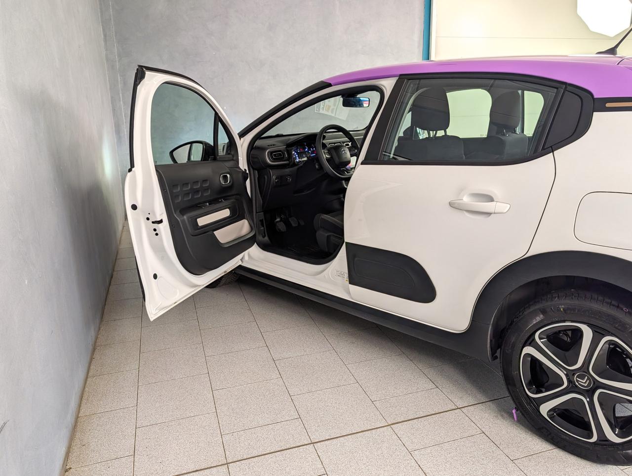 Citroen c3 iii 1.2 puretech 83cv C-Series