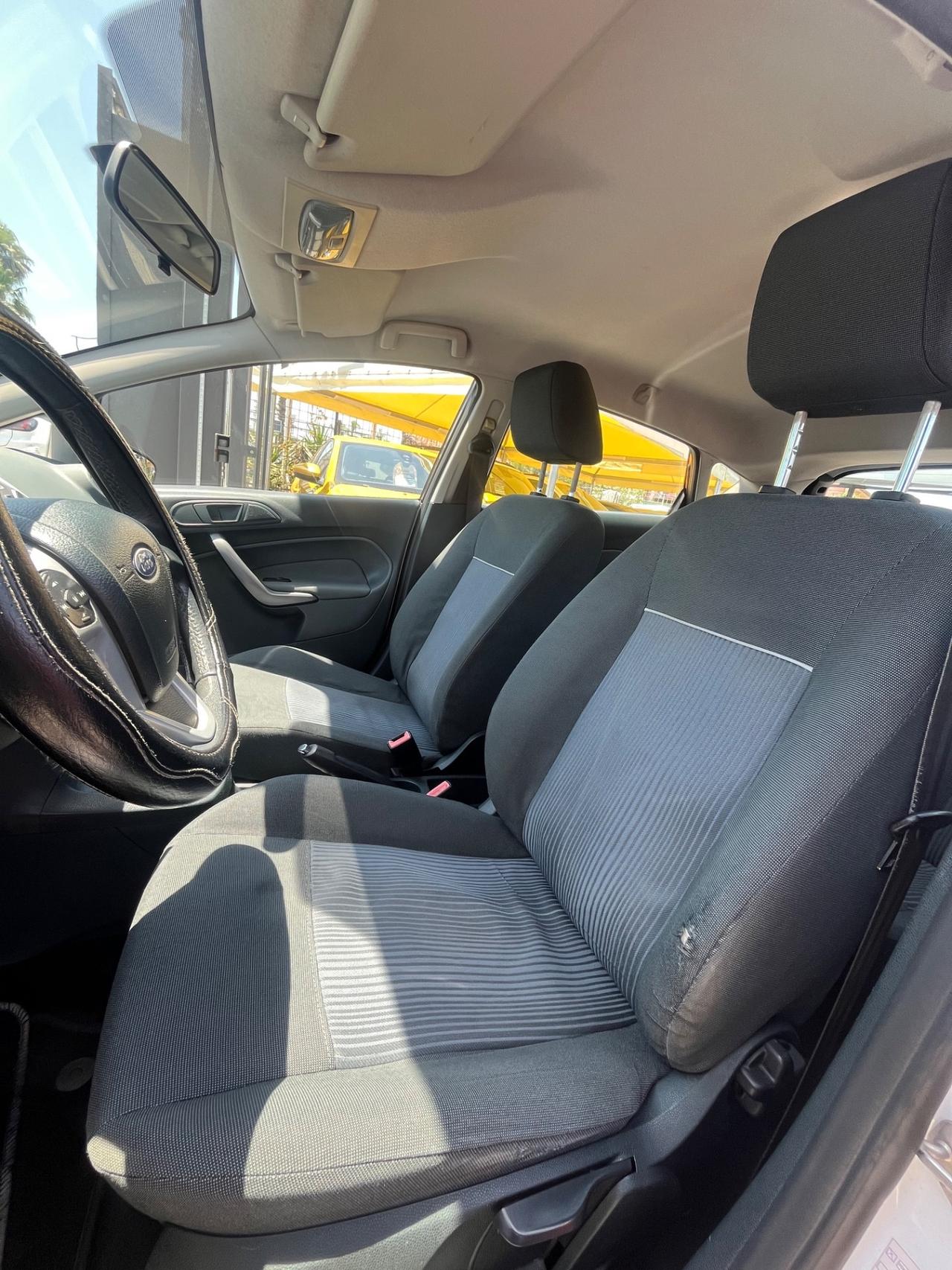 Ford Fiesta 1.2 82 CV 5 porte Titanium