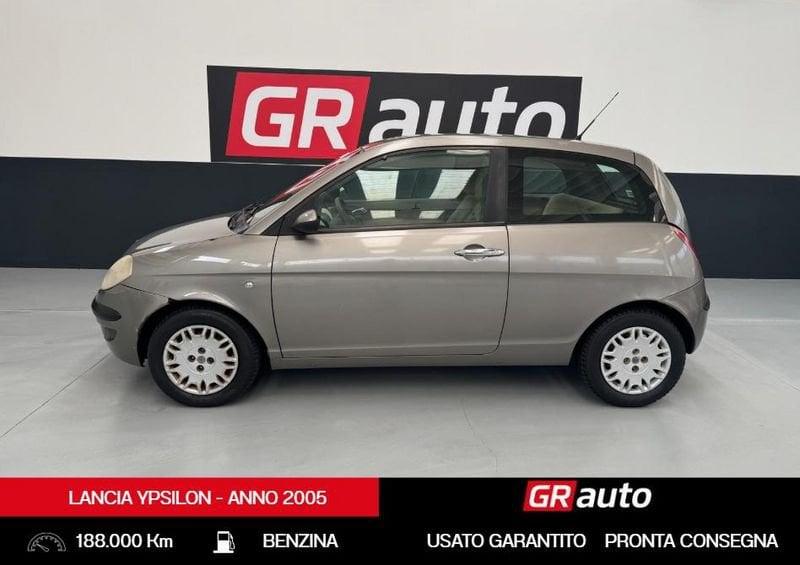 Lancia Ypsilon 1.2 16V Platino