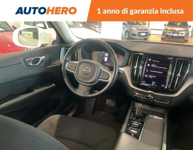 VOLVO XC60 B4 (d) AWD Geartronic Momentum Pro