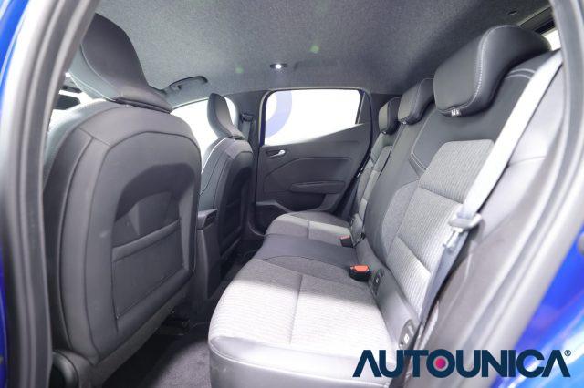 RENAULT Clio FULL HYBRID E-TECH 145 CV 5 PORTE TECHNO FULL LED