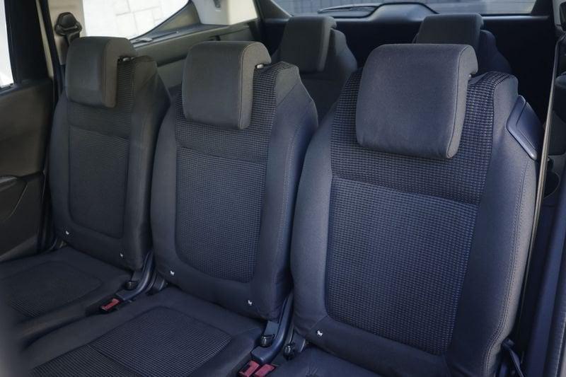 Peugeot 5008 Peugeot 5008 2.0 HDi 150CV 7 posti Business Unicoproprietario