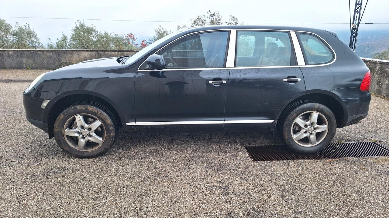 Porsche Cayenne 3.2 V6 cat