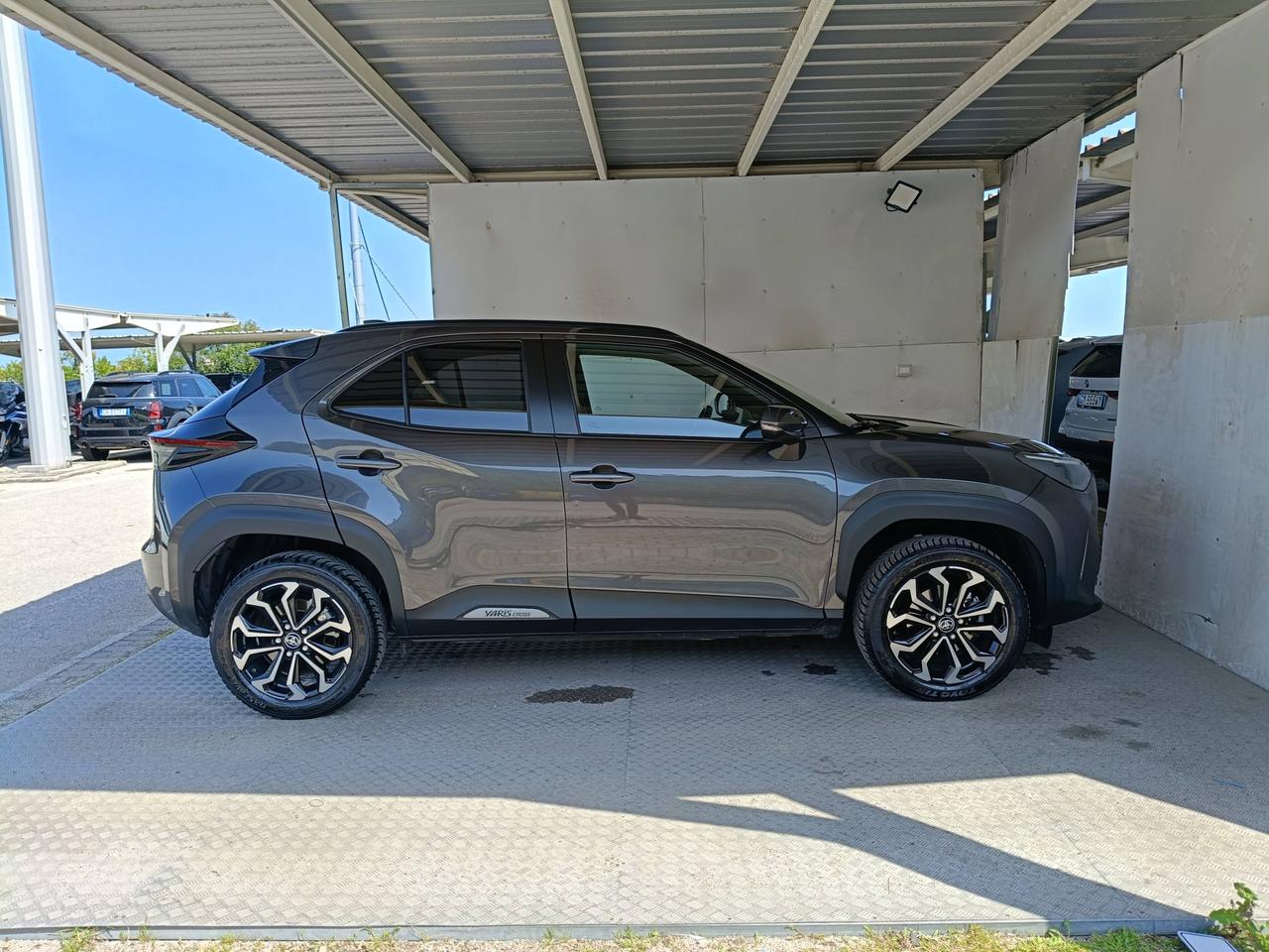 TOYOTA Yaris Cross - MY '22