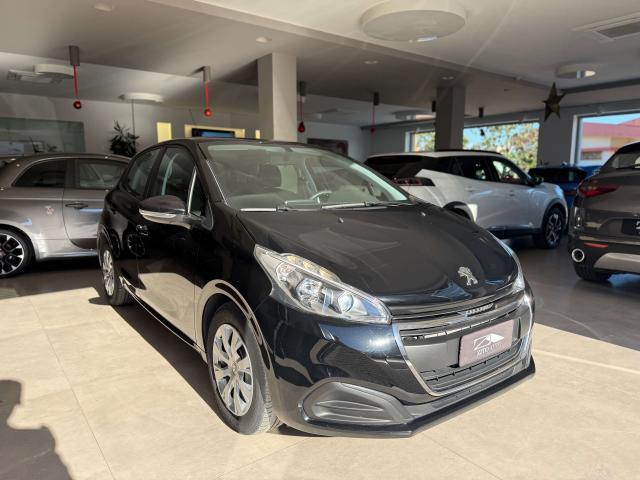 Peugeot 208 5p 1.6 bluehdi Touch 75cv