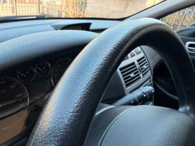 Peugeot 307 1.4 16V 5p. D-Sign Euro 4 adatta a neopatentati