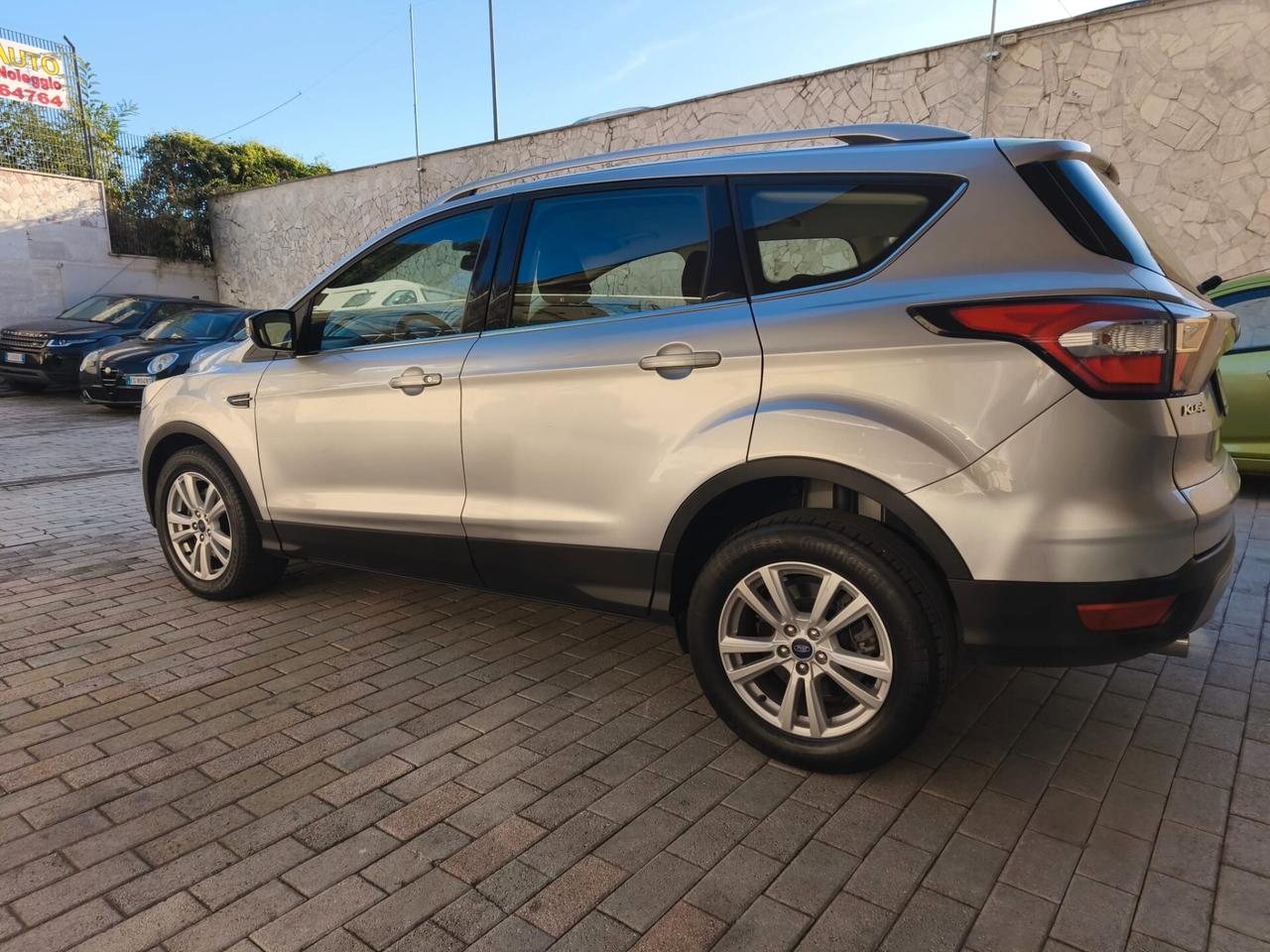 Ford Kuga 1.5 TDCI 120 CV S&S 2WD Plus