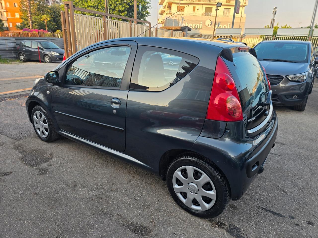 Peugeot 107 1.0 68CV 3p. Allure