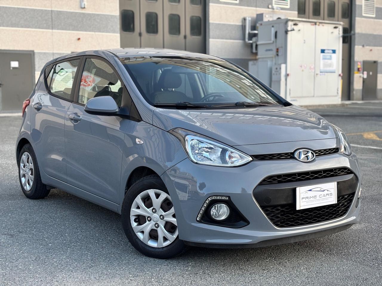 HYUNDAI i10 1.0 BENZINA 5 PORTE PERFETTA 5 POSTI NEOPATENTATI