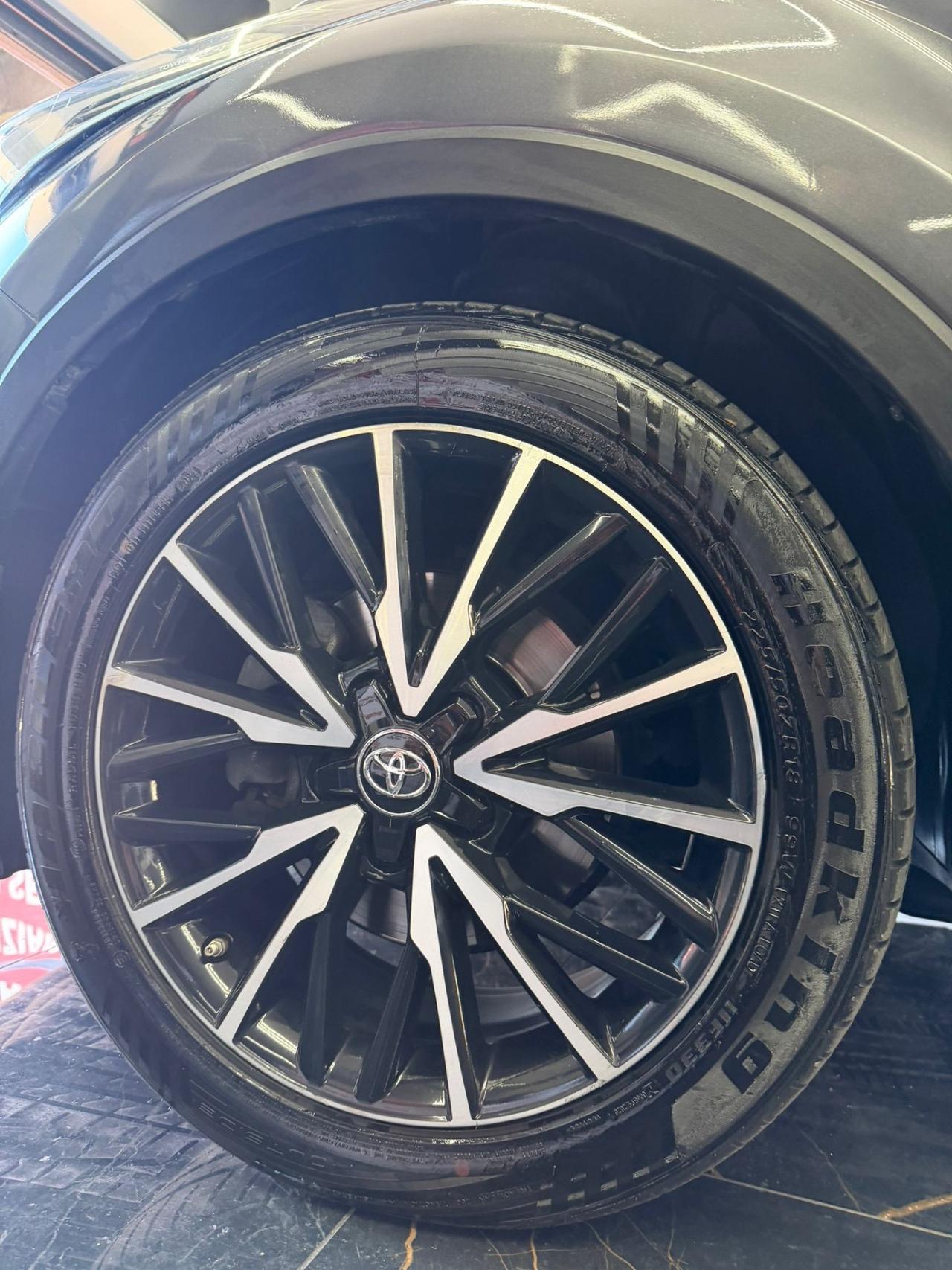 Toyota C-HR 1.8 Hybrid E-CVT Lounge