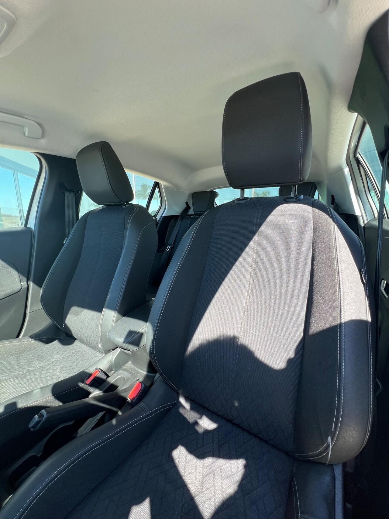 Opel Corsa 1.2 75CV Elegance - possibilità noleggio no scoring