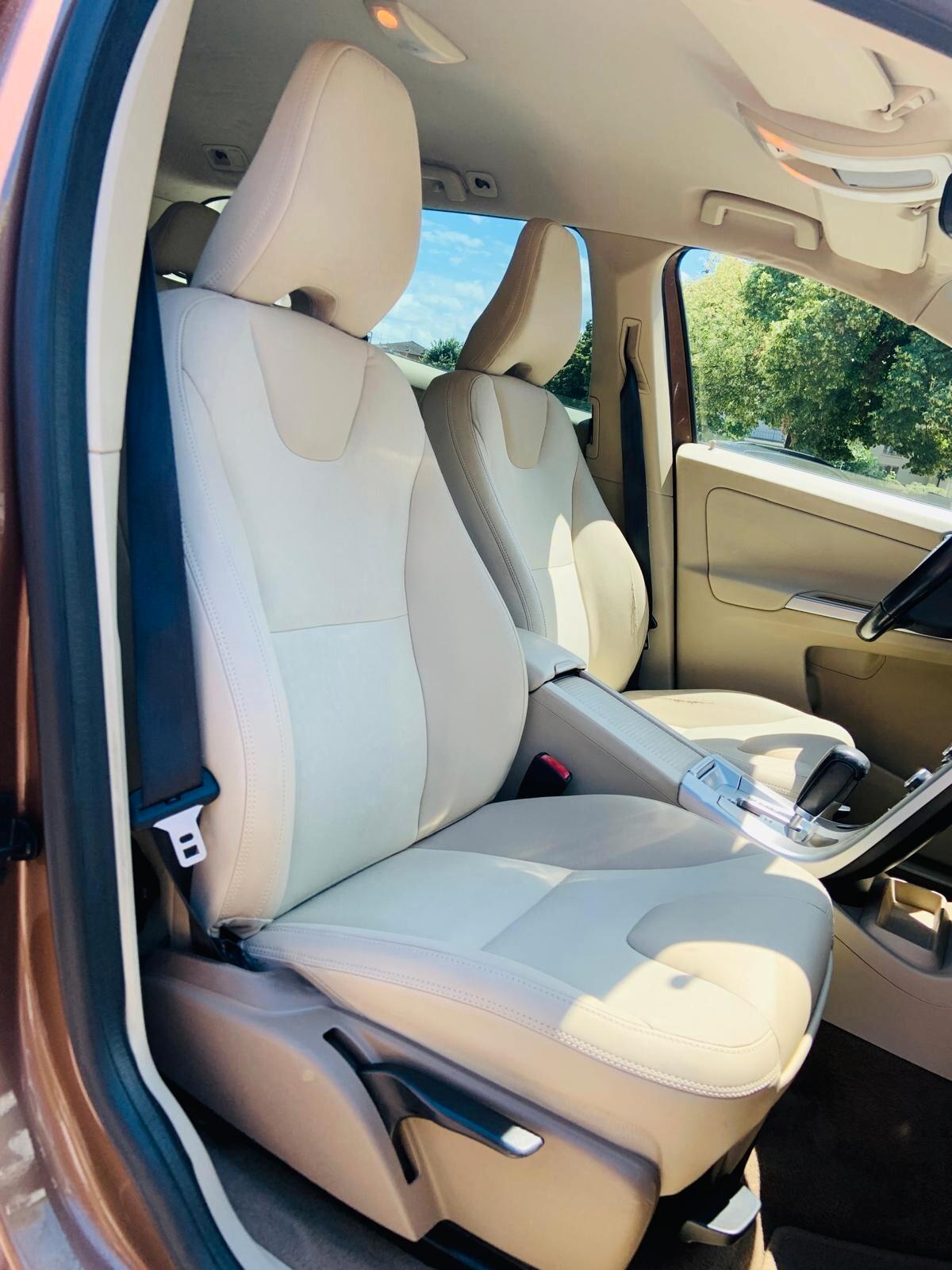 Volvo XC 60 XC60 2.4 D5 Summum