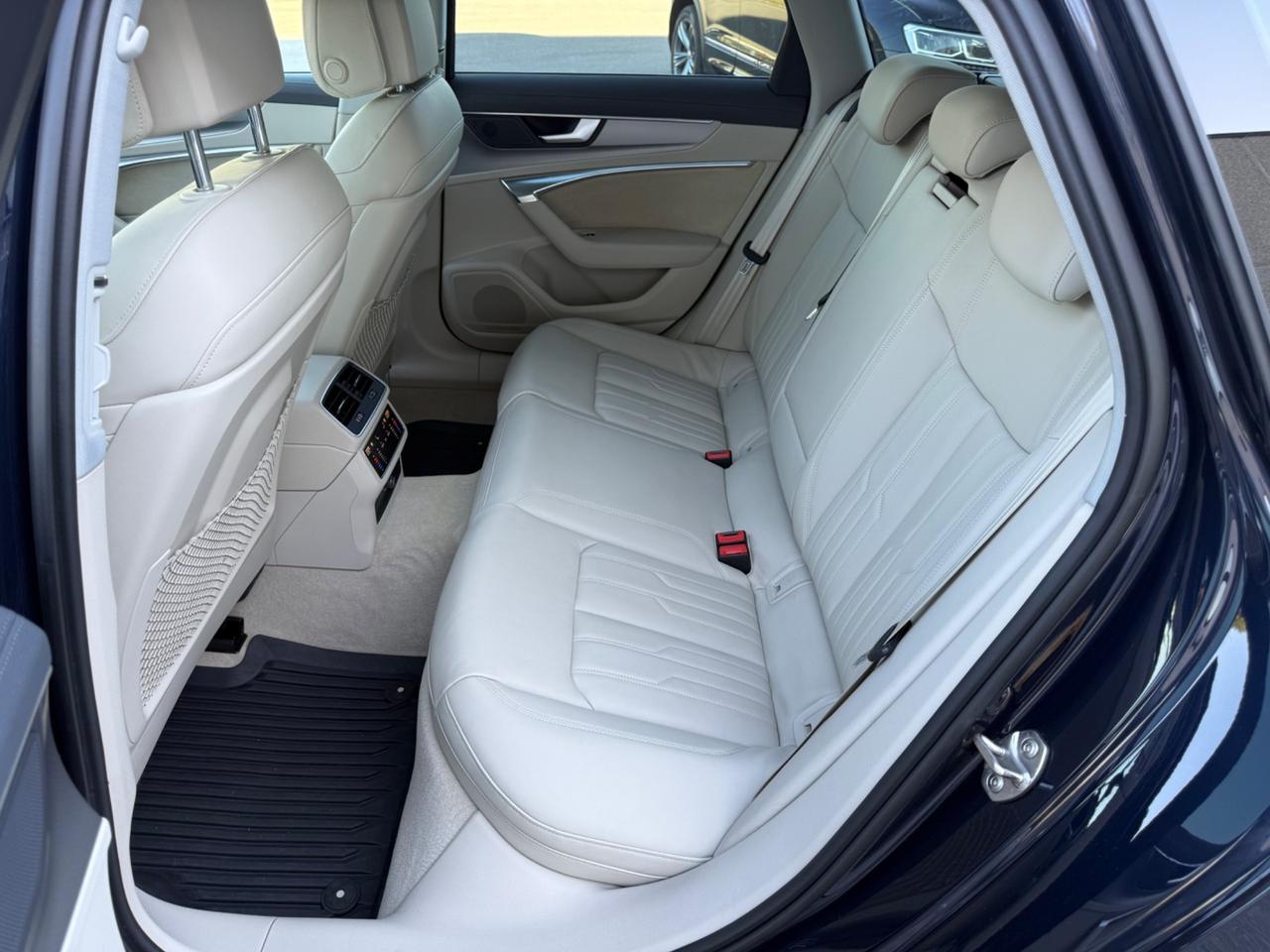 Audi A6 Avant 50 3.0 TDI quattro tiptronic Business Design