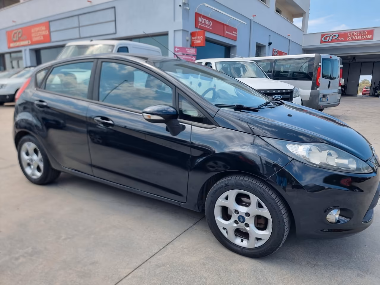 Ford Fiesta 1.4 TDCi 70CV 5 porte Titanium