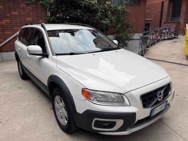 VOLVO XC70 D4 AWD Geartronic Momentum