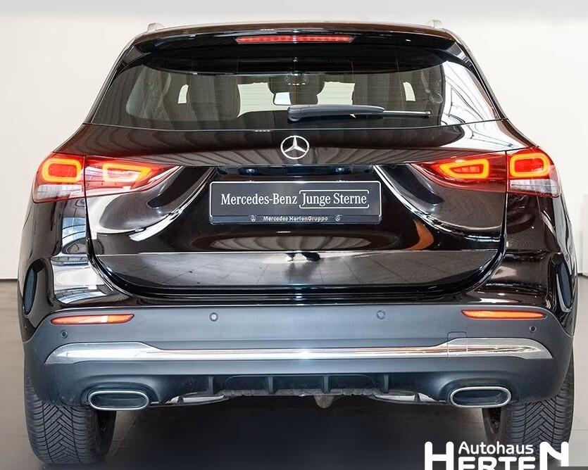 Mercedes-benz GLA 200 Automatic AMG - KAMERA LED APPLE CAR PLAY