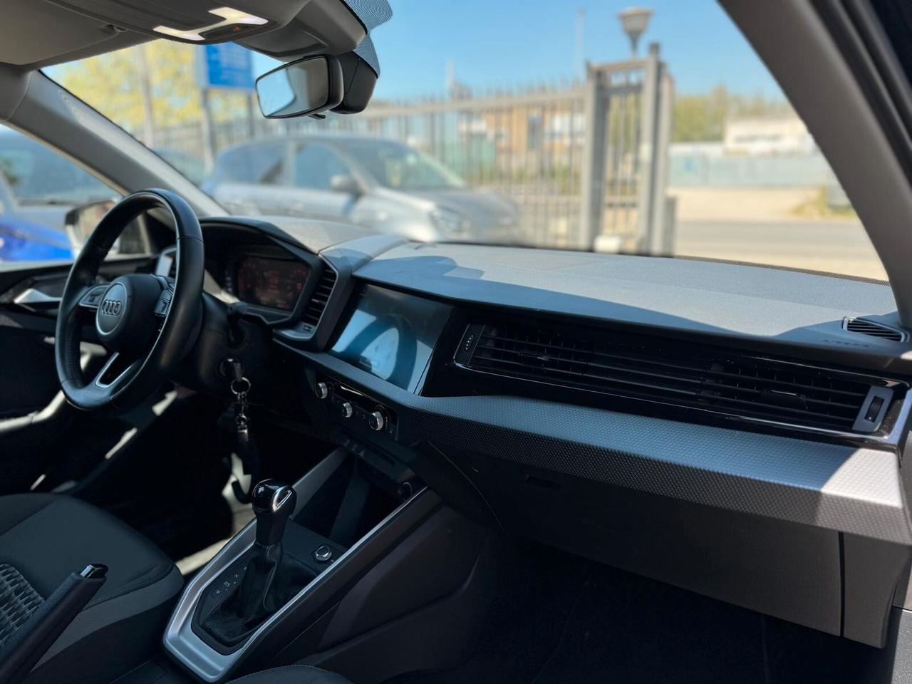 Audi A1 SPB 30 TFSI S tronic line edition