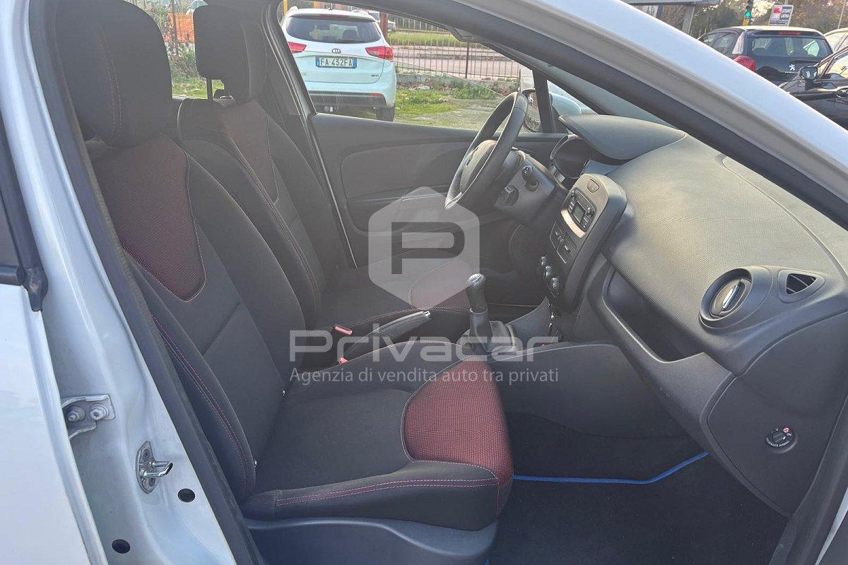 RENAULT Clio 1.2 75CV 5 porte Costume National