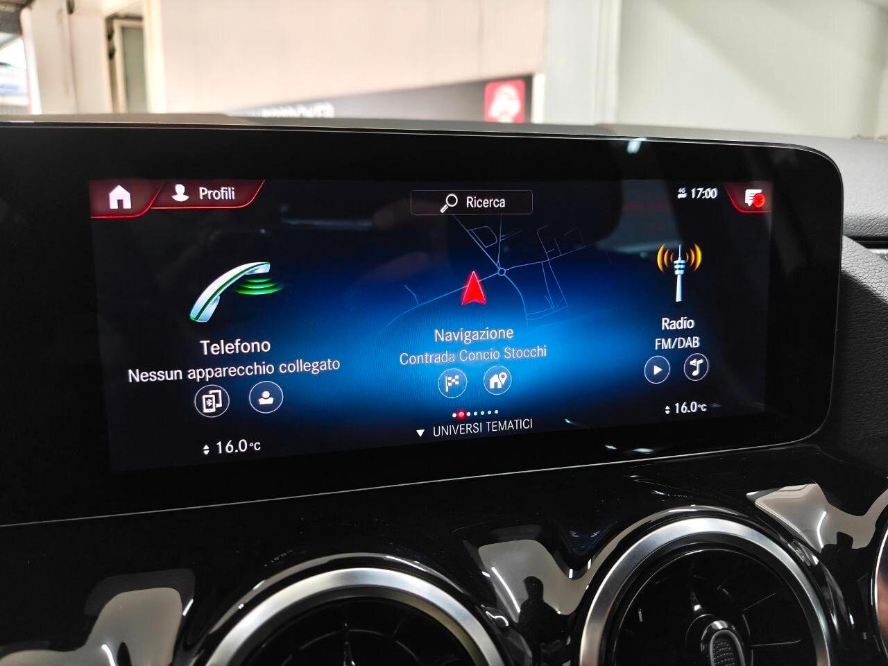 MERCEDES GLA (H247) GLA 200 d Automati...