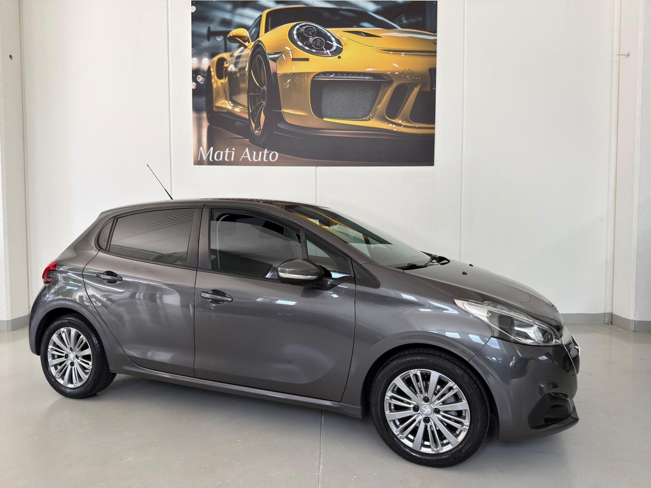 Peugeot 208 PureTech 82 5 porte Allure