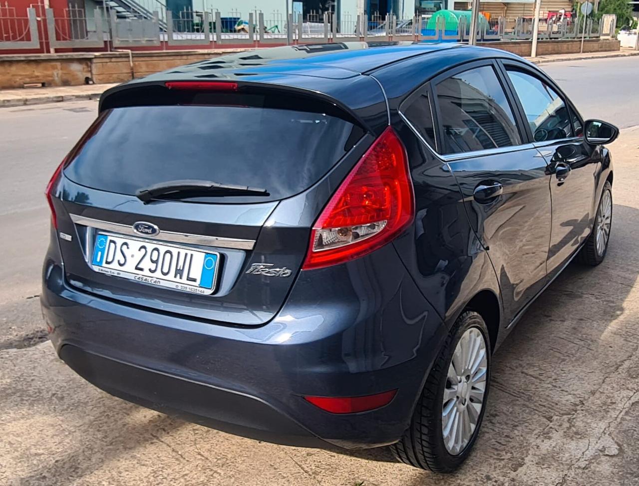Ford Fiesta 1.4 TDCi 5p. Titanium