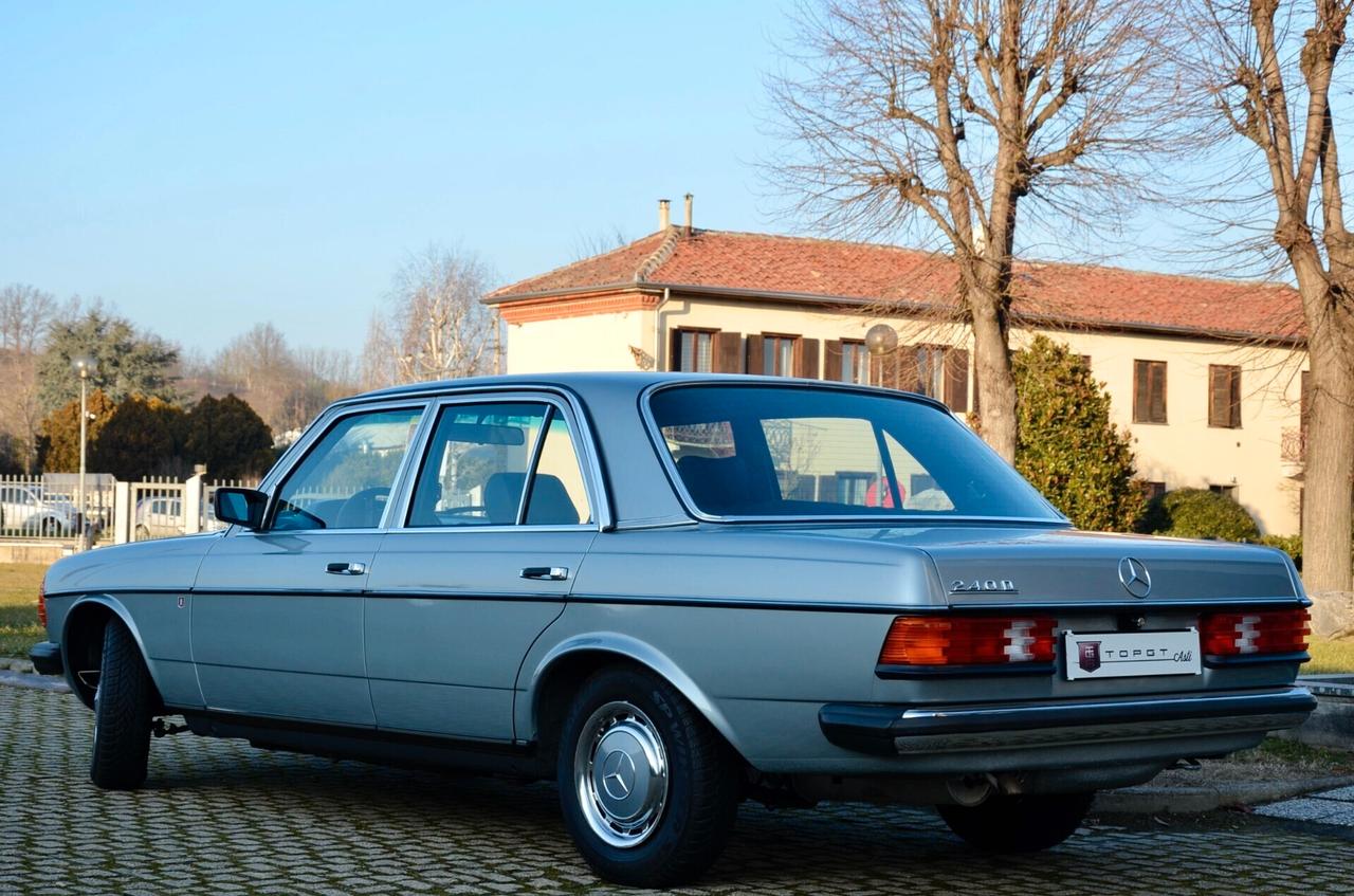 MERCEDES 240D RESTAURATA, 2 proprietari, da Collezione!