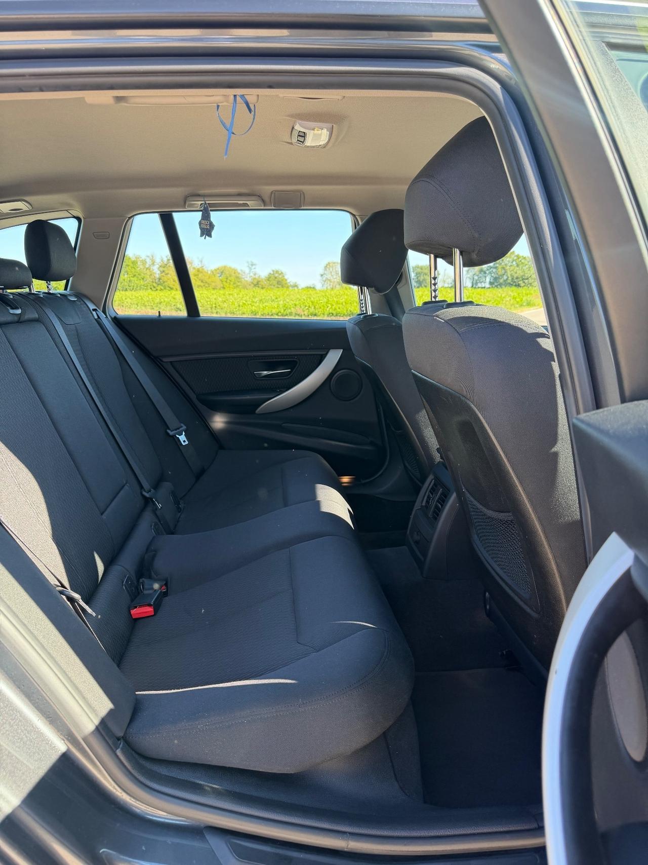 Bmw 118 118d 5p. Business