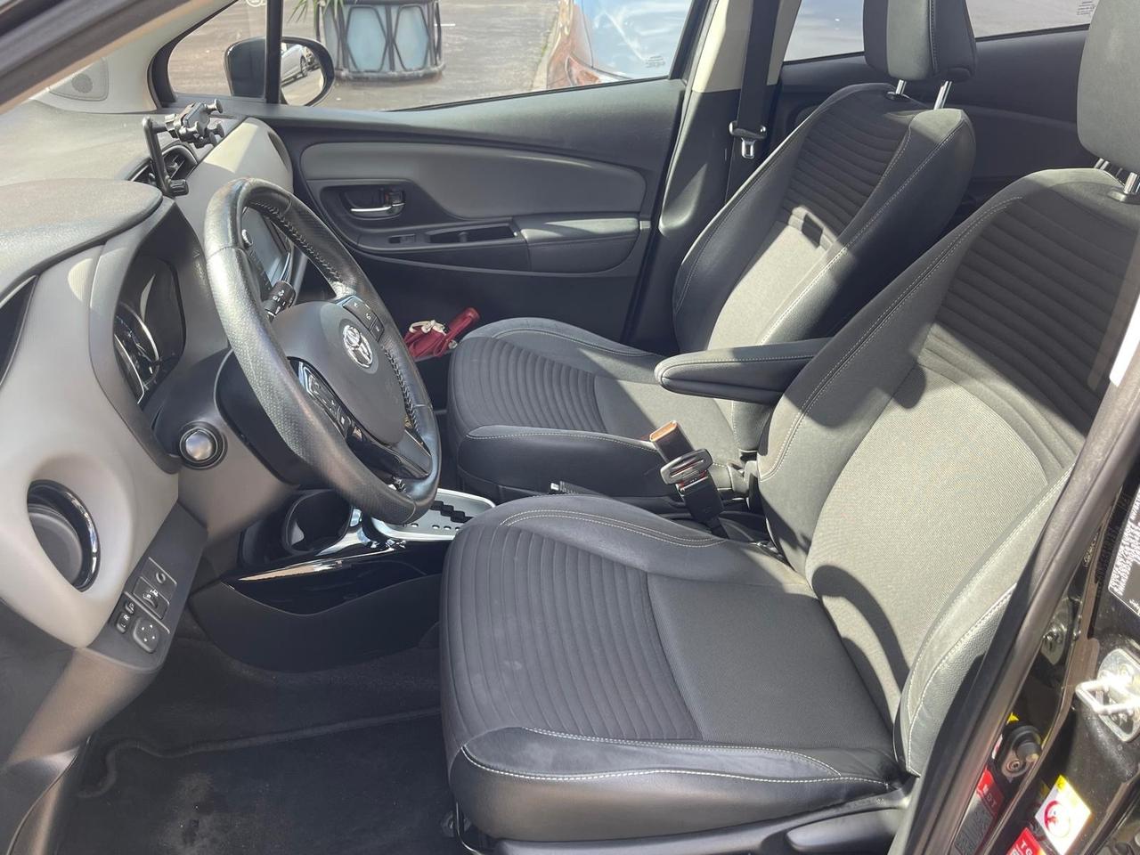 Toyota Yaris Trend red edition full optional