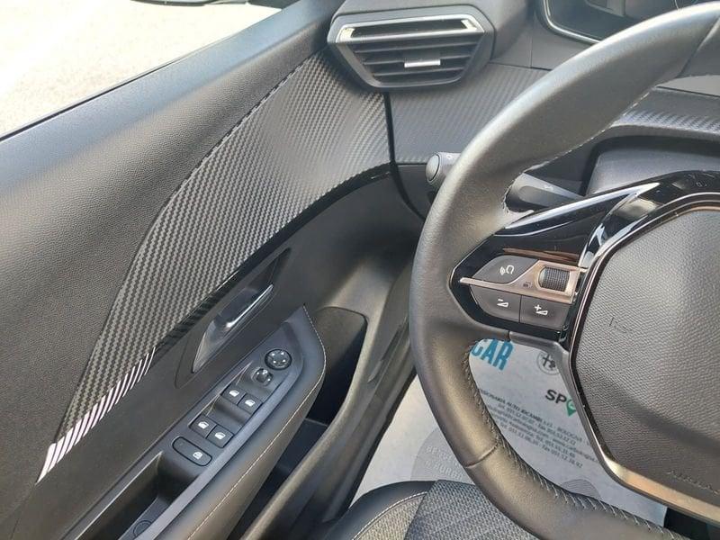 Peugeot 208 Allure PureTech 100 S/S