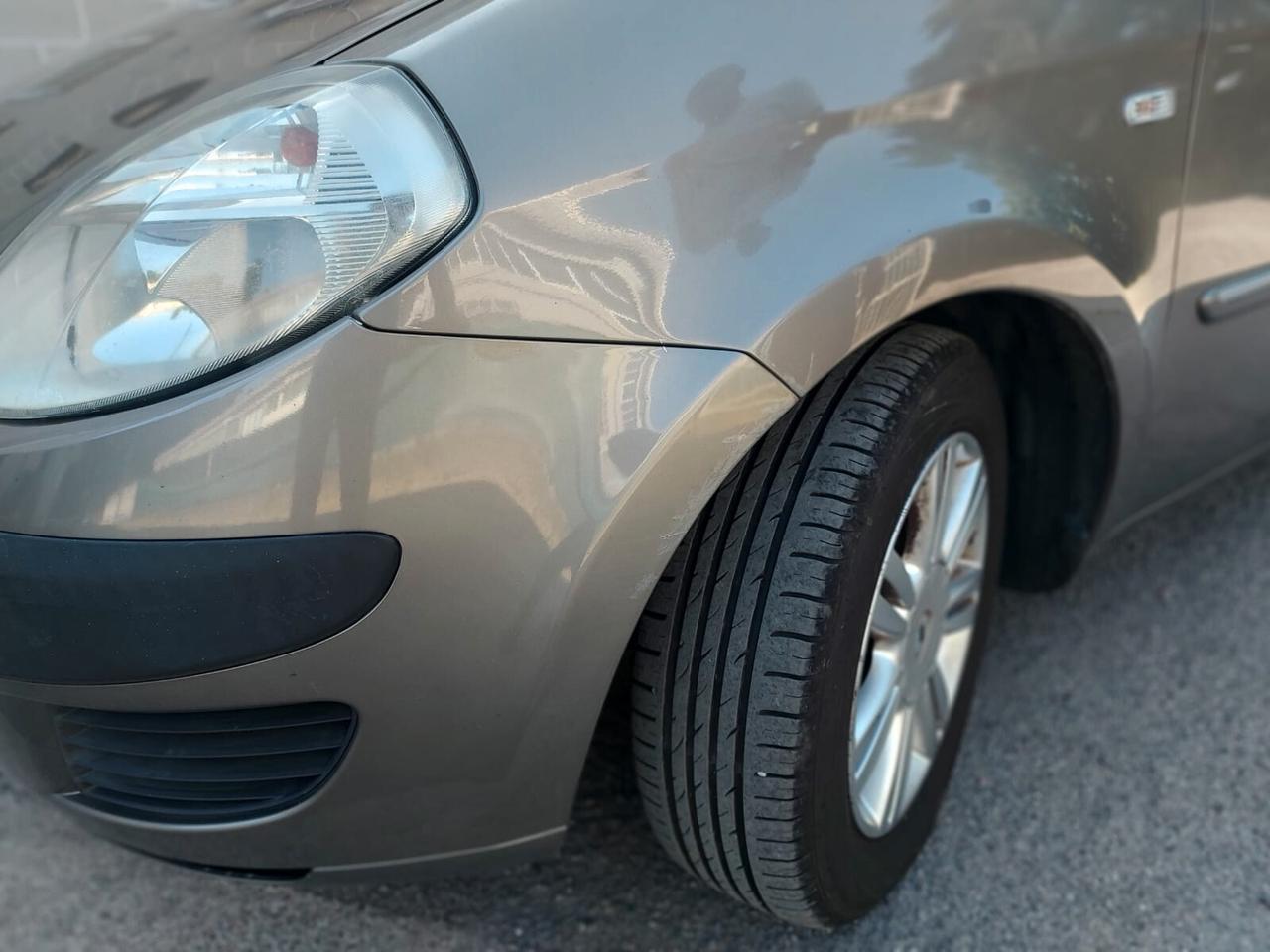 Lancia MUSA 1.9 Multijet Oro