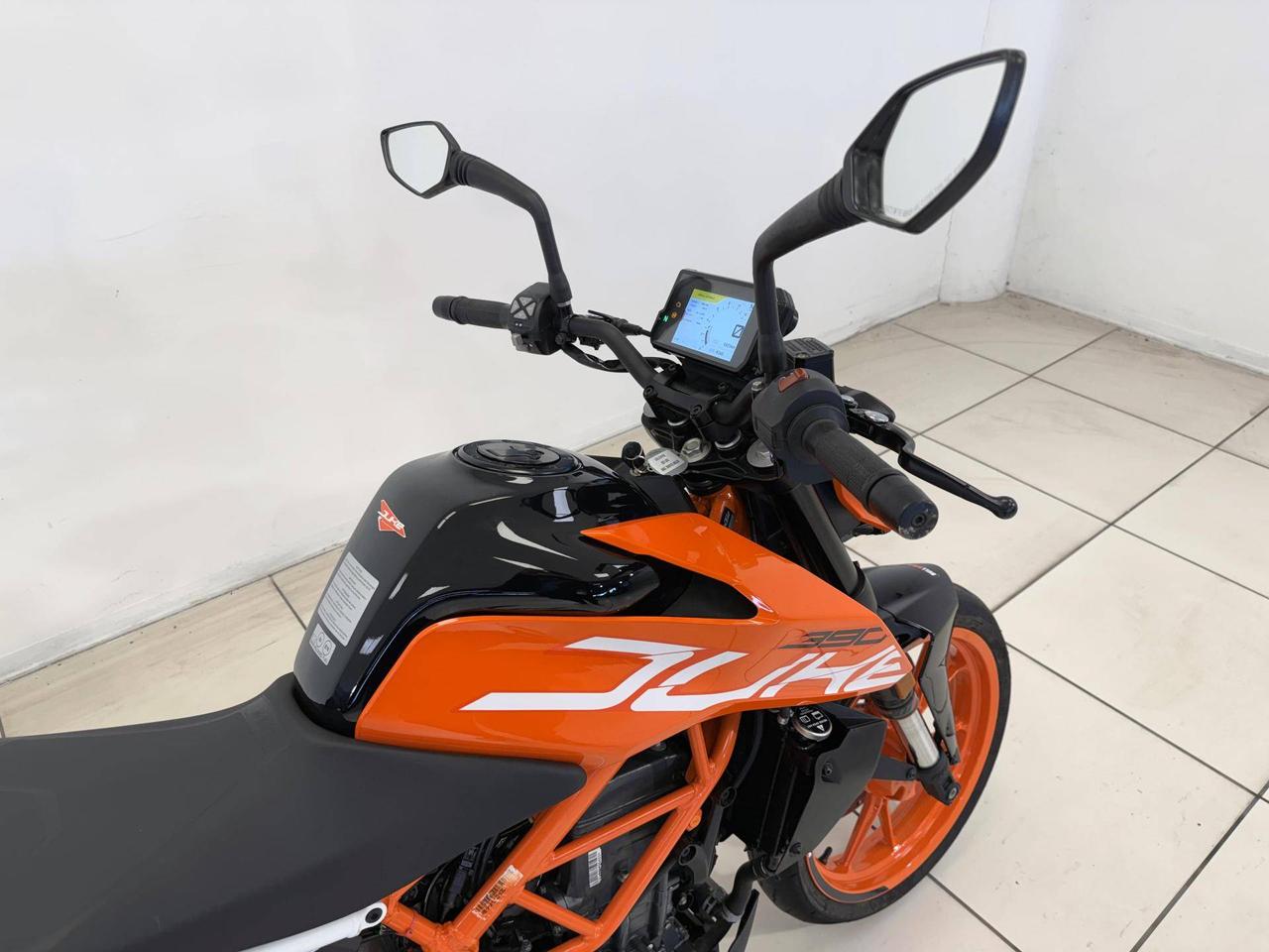 KTM 390 Duke