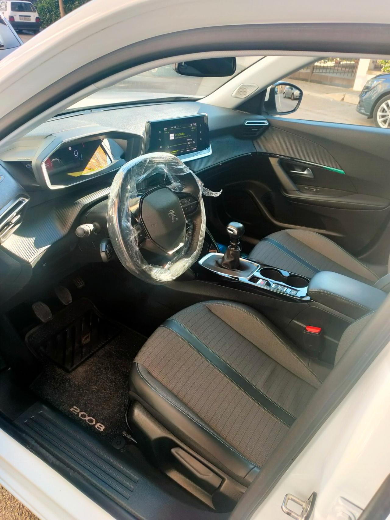 Peugeot 2008 BlueHDi 110 S&S GT
