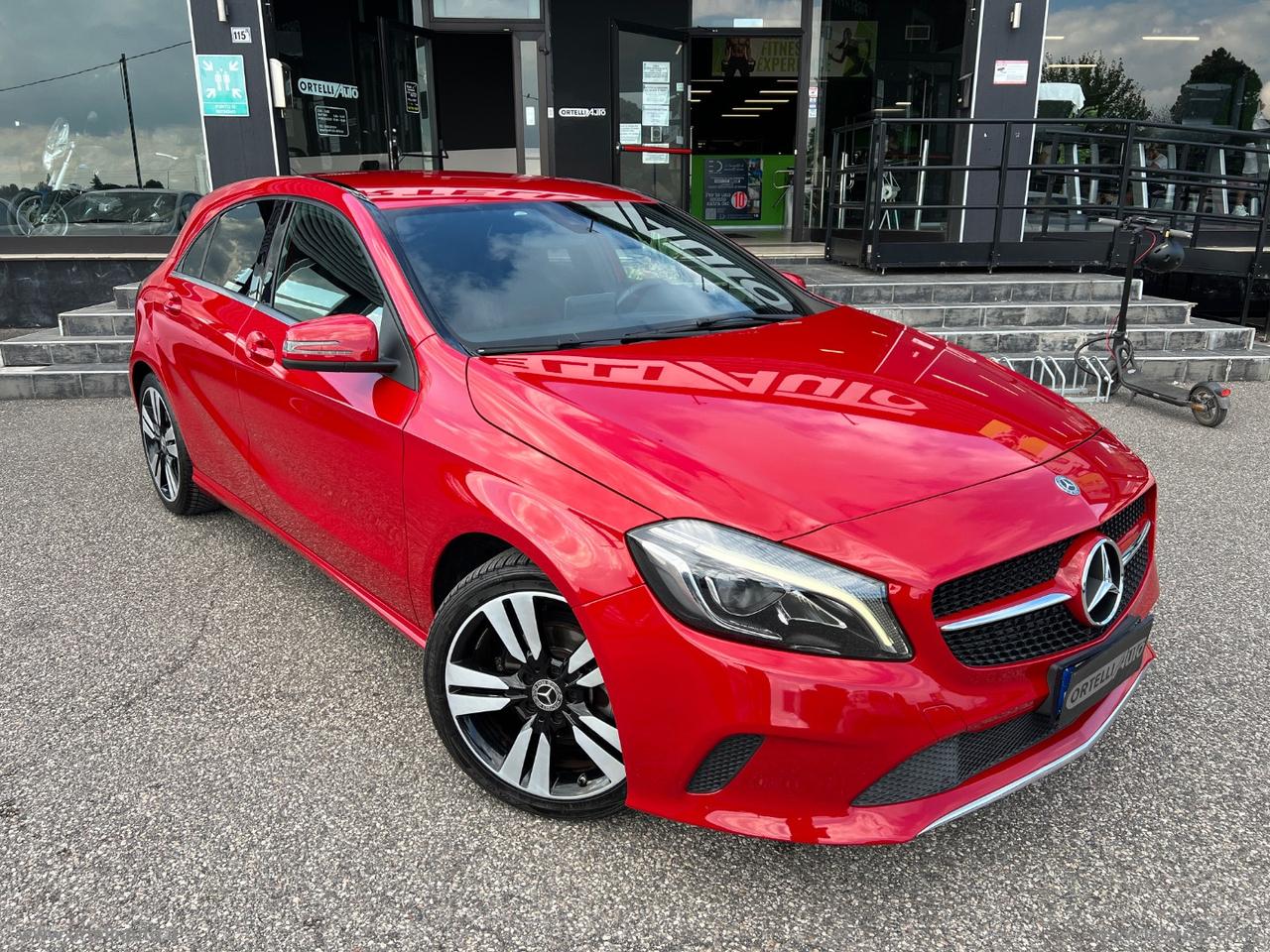 MERCEDES-BENZ A 180 d Sport NEPATENTATI