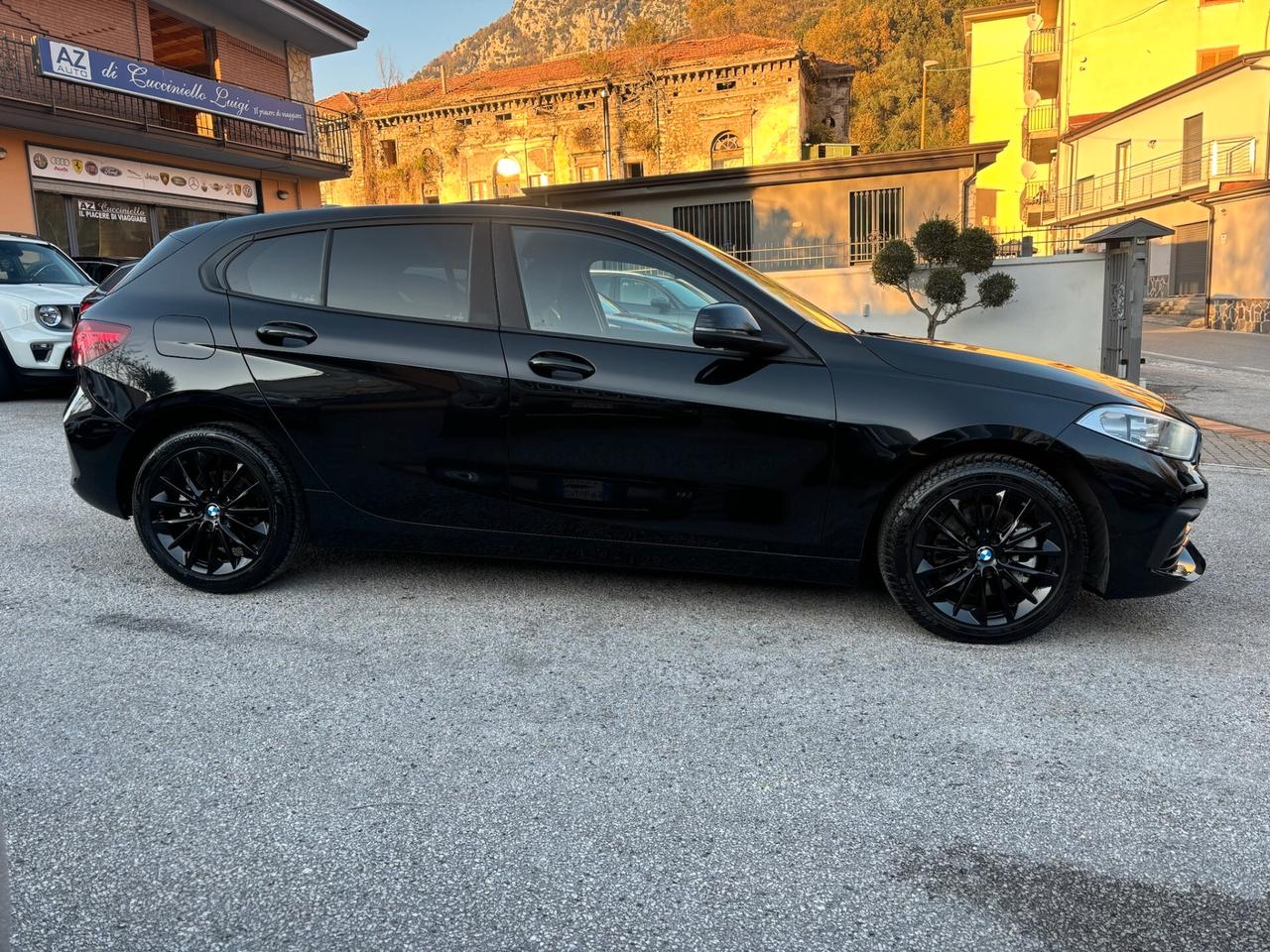 Bmw 116d 5p AUTOMATIC 116 CV Sport FULL- TOTAL BLACK km 99.000