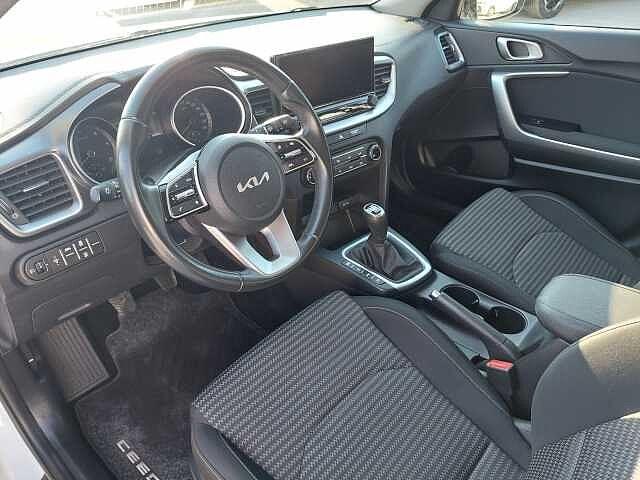 Kia Ceed 1.6 CRDi 136 CV MHEV iMT SW Business Class