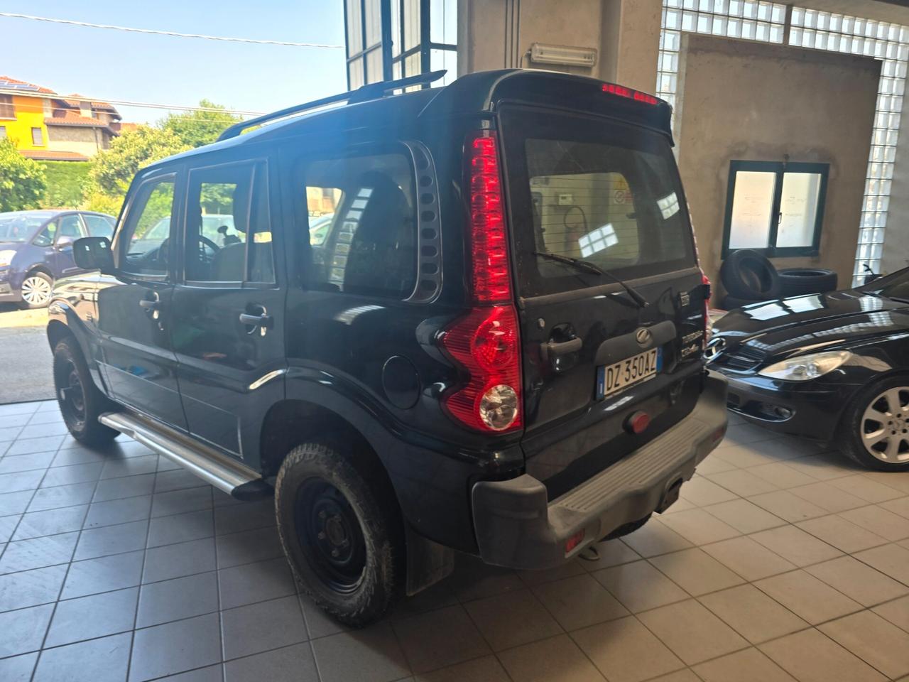 Mahindra Goa 2.5 CRDe 4WD SLX