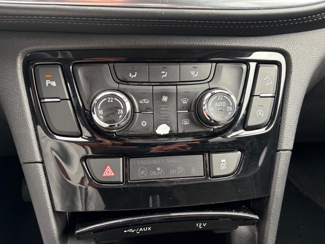 Opel Mokka X 1.6 CDTI Ecotec 136CV 4x4 Start&Stop b-Color