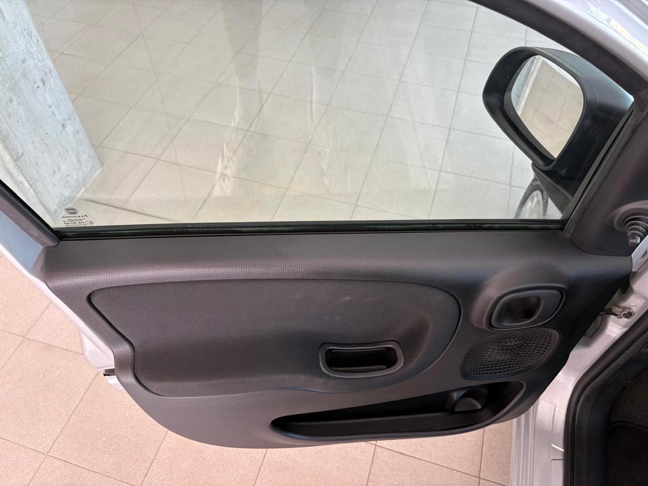 Fiat Panda 1.2 69CV (51kw) - UNICO PROPRIETARIO