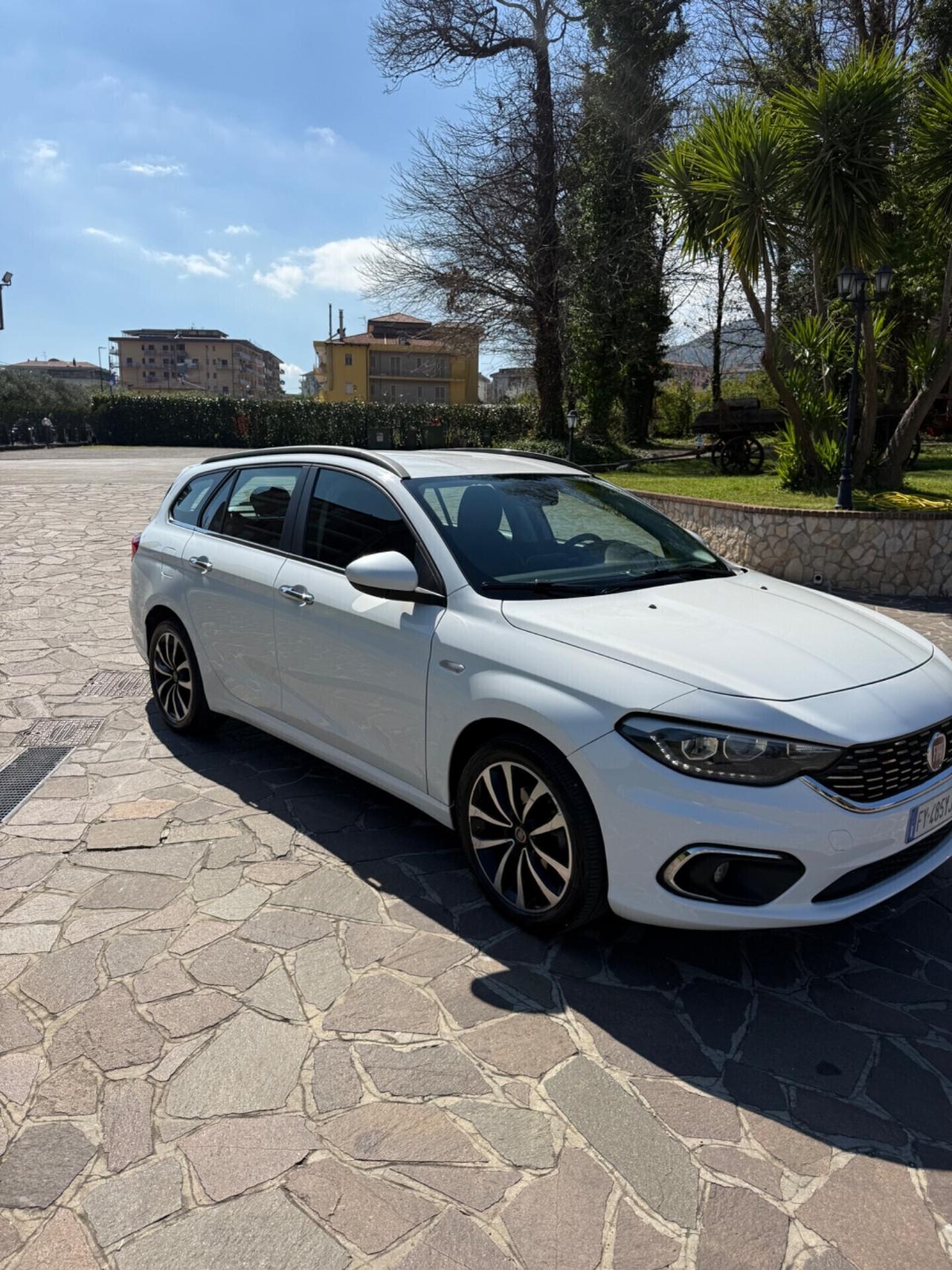 Fiat Tipo 1.6 Mjt S&S SW Lounge 09/2019 uni proprietario
